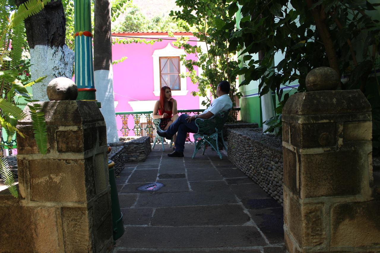 Copper Canyon Riverside Lodge Batopilas Bagian luar foto